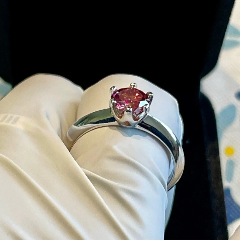 Solid sterling silver 925 1CT Moissanite ring